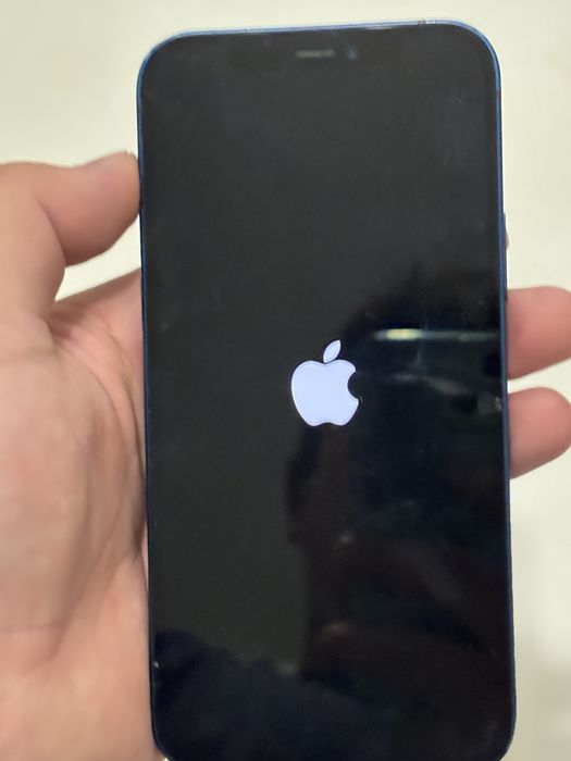 Продаю Iphone 12 blue