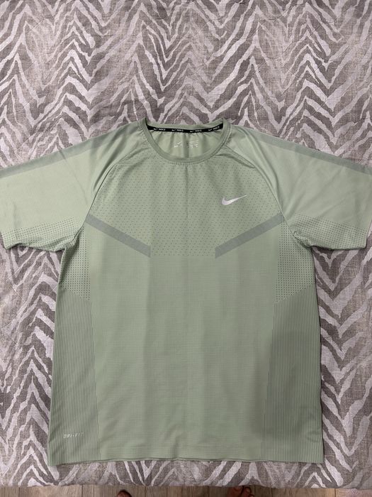 Футболка Nike Dri-Fit