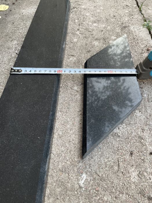 Чёрный мрамор. Бордюры.