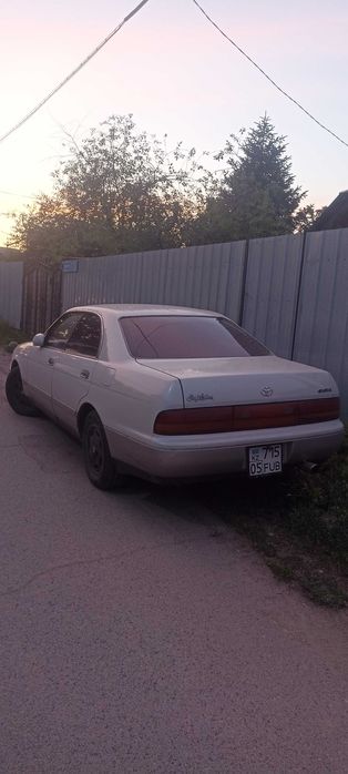 Toyota crown jzs 141