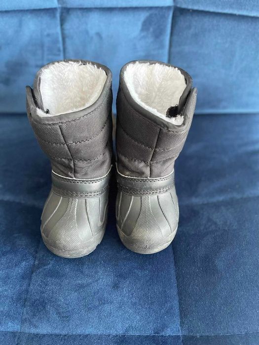 Зимни ботуши CAMPRI - 23.5 номер - следи от носене по подметката