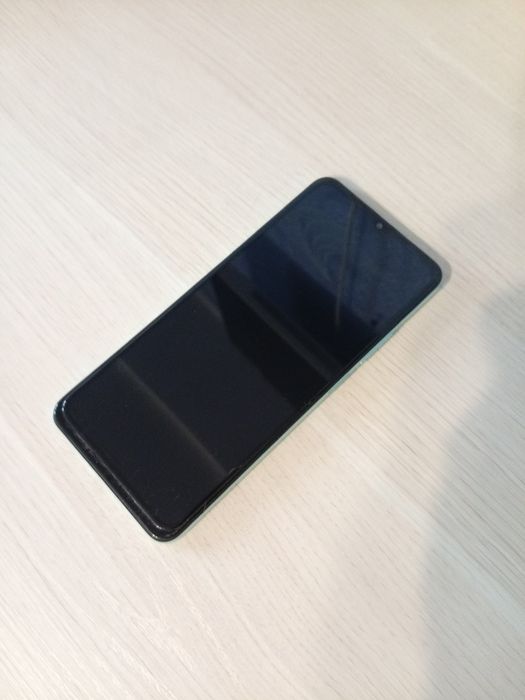 Телефон Realme C51