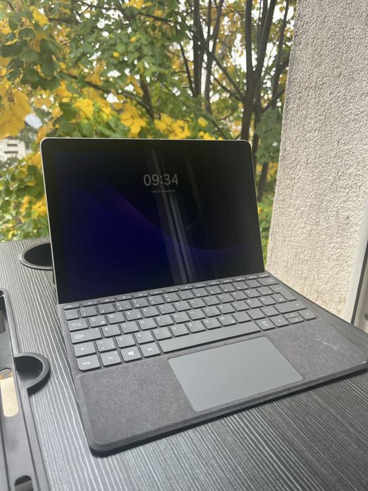 Microsoft Surface Go 2