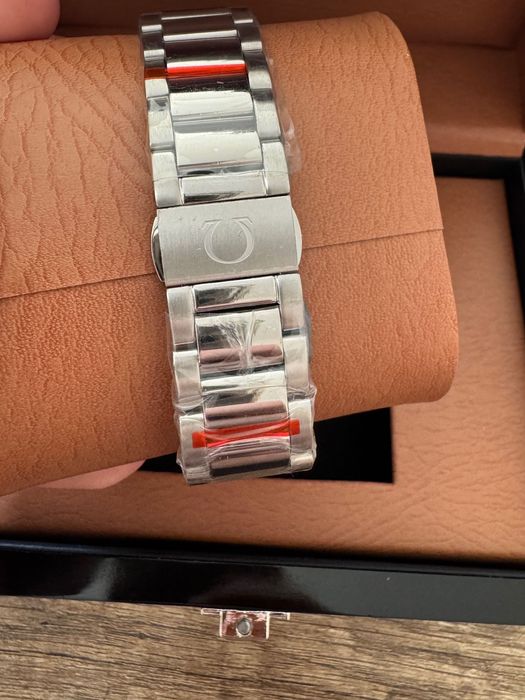 Часовник Omega