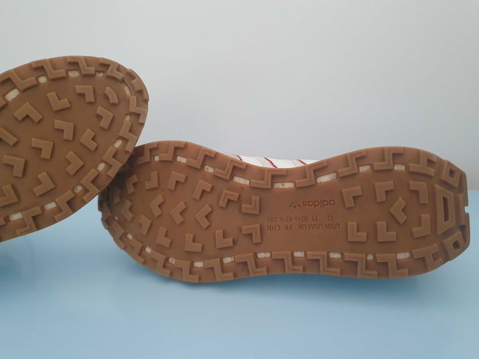 Маратонки Adidas Retropy E5