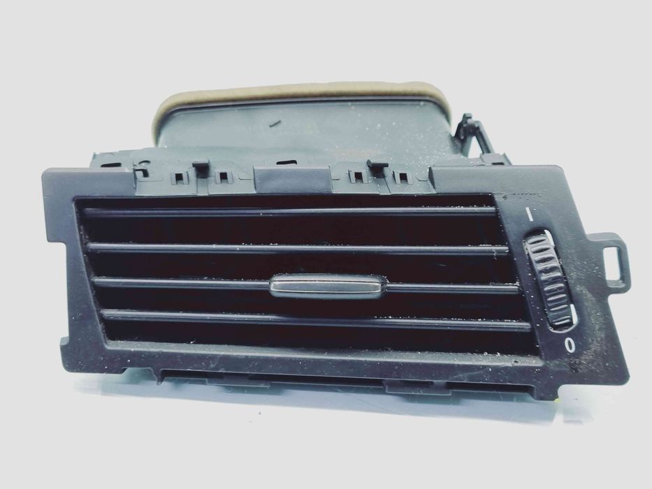 Grila aerisire stanga Bmw 5 (E60) [Fabr 2004-2010] 6910731