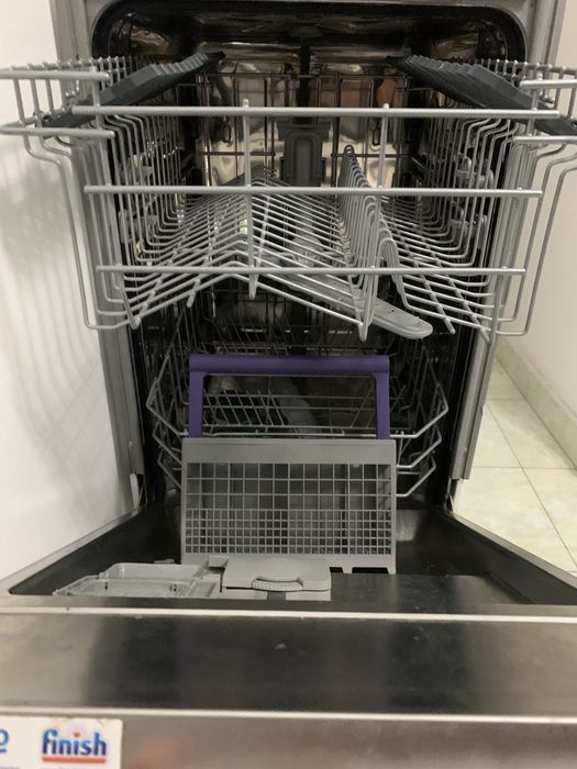 Посудомойка/встраиваемая