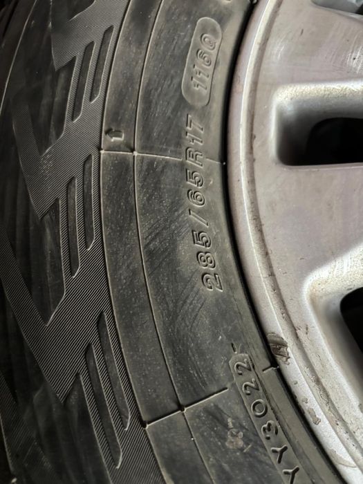 продам комплект колес