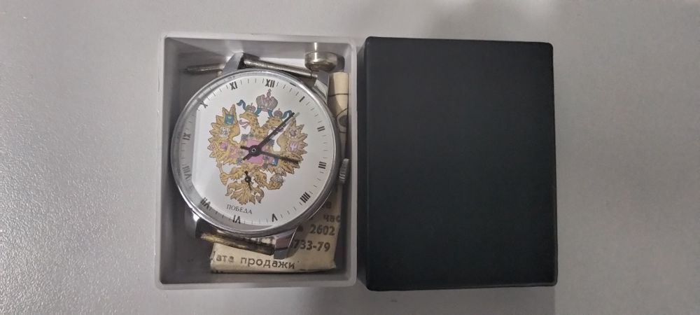 Продам часы механические  "Победа" (1994 г.в.)