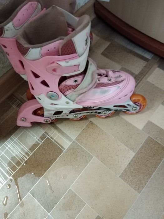 Продам роликовые коньки для девочки