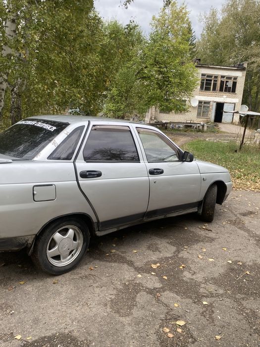 Продам ваз 2110.