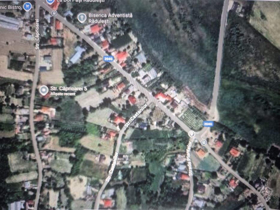 Vând teren intravilan  Com. Vânători.