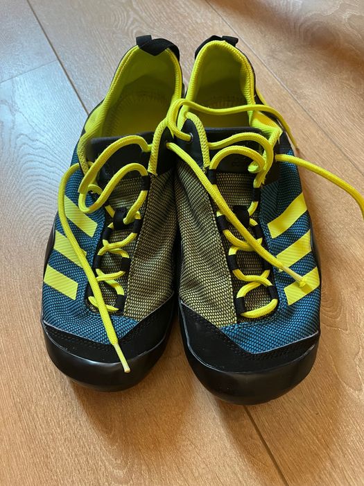 Vand incaltaminte Adidas barbati