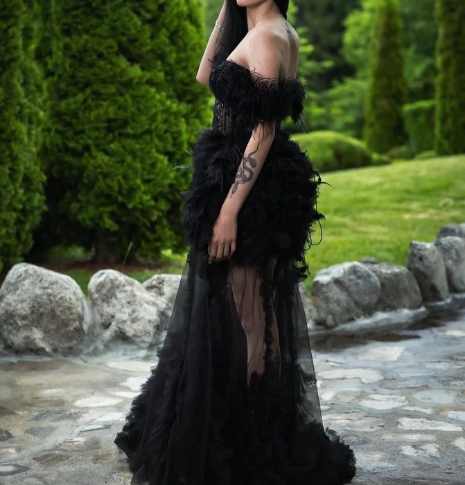 Запазена бална рокля,цена по договаряне (XS,S)