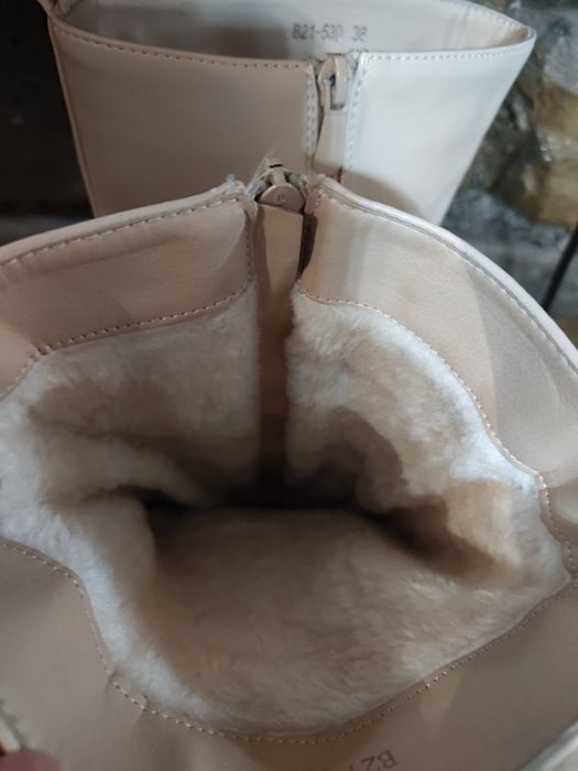 Дамски зимни боти