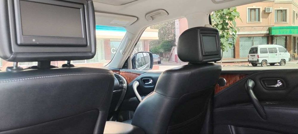 Продаётся Infiniti QX80