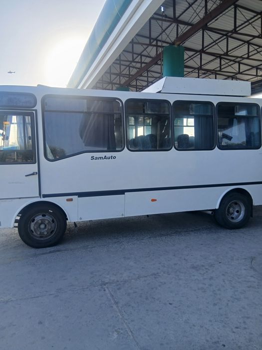 Isuzu NP 26 Metan