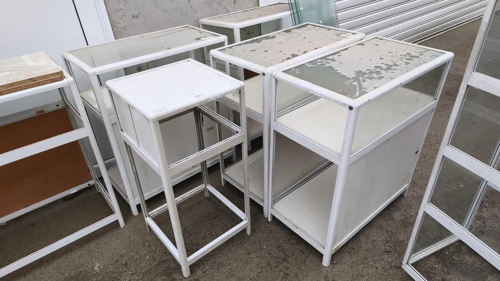 Търговско обзавеждане стилажи щендери и маси