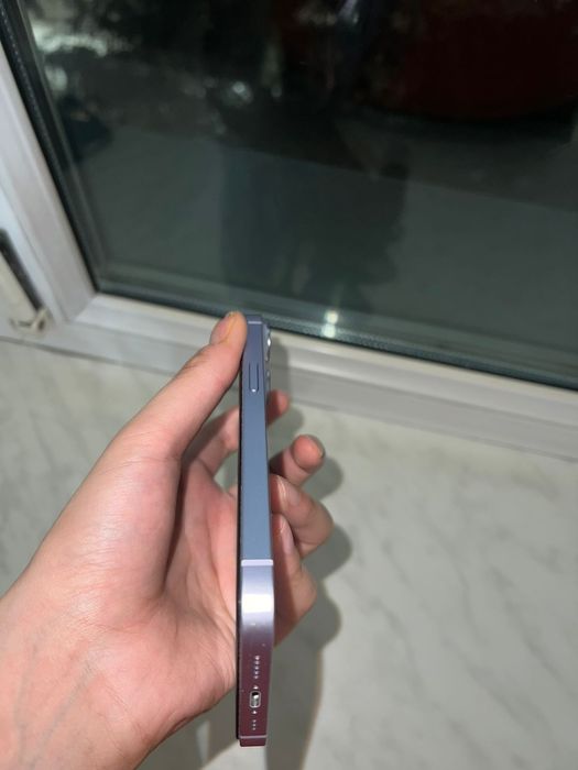 Продам Iphone 14 128gb