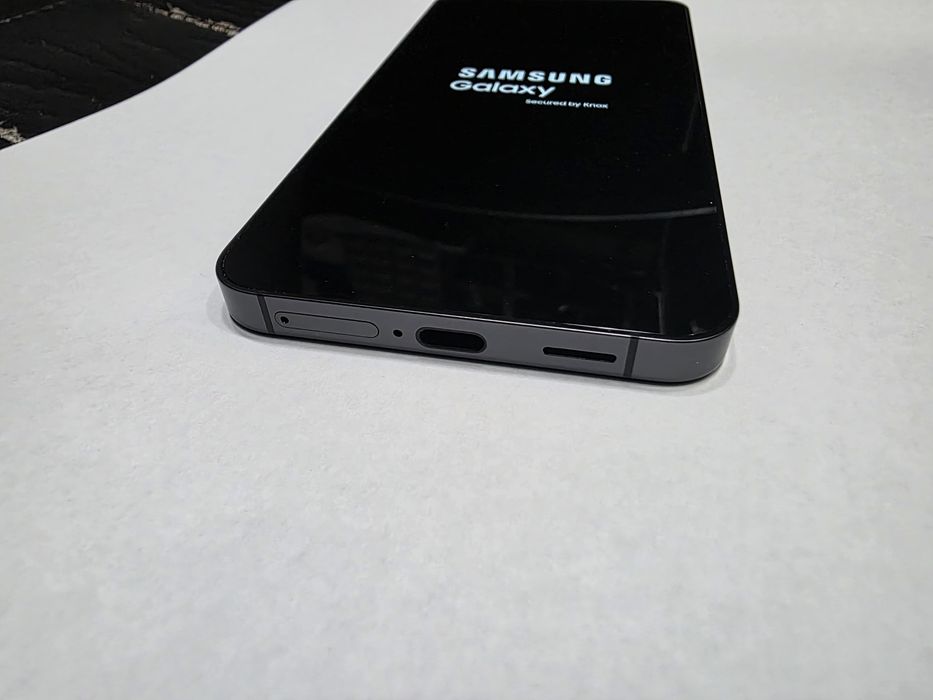 Samsung Galaxy S24 5G Black 128GB 8GB-RAM CA NOU Neverlock IMPECABIL