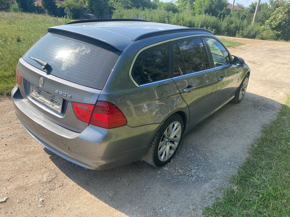 Бмв е91 320хд 184к на части