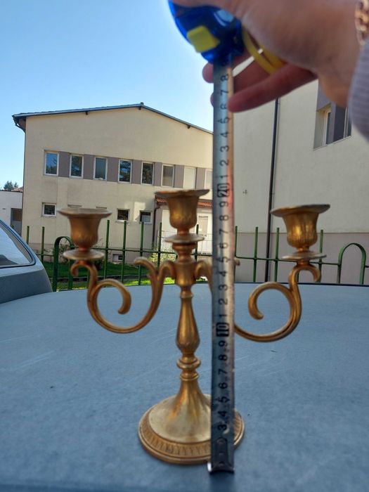 Месингов свещник