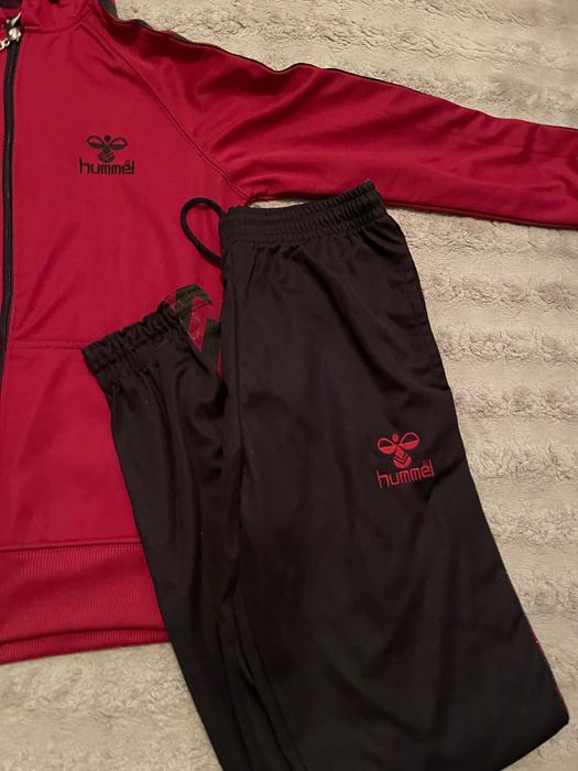 Дамски спортен екип