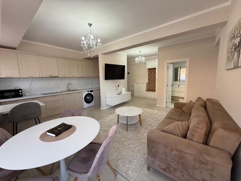 Apartament 2 camere , mobilat, loc de parcare, boxa, etaj 2 Radauti