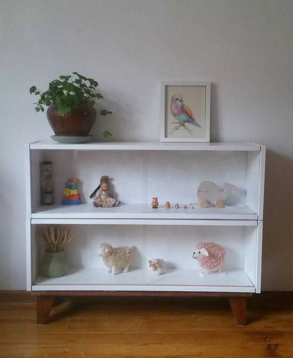 Полка навесная. 1 штука.