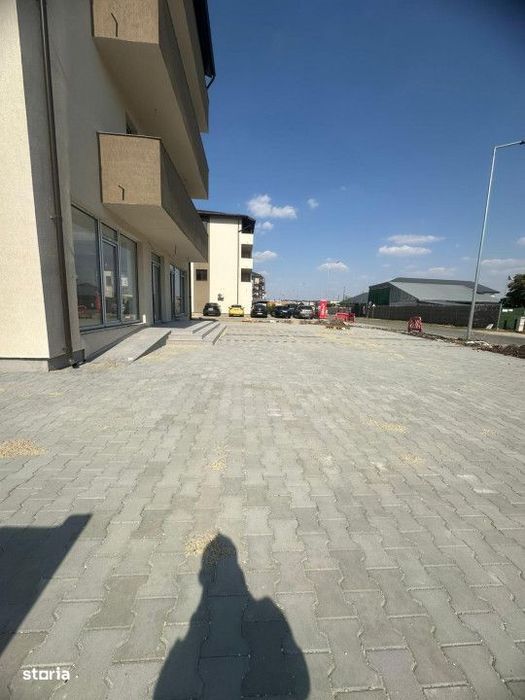 Inchiriere Spatiu Comercial Bragadiru str Crisul Repede