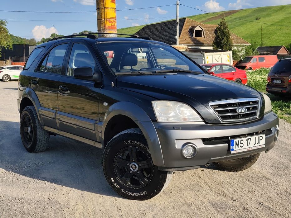 Vand Kia Sorento 2.4 benzina,146 cp,teactiune 4x2/4x4,reductor