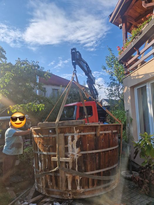 Transport-Basculabil cu macara.12t..