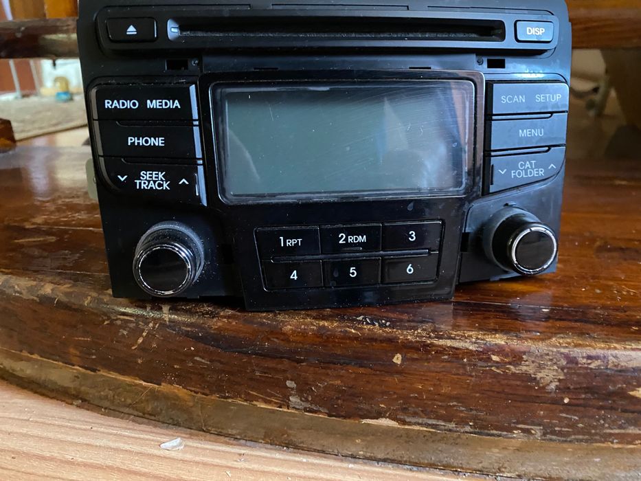 Магнитола Хюндай 2013года