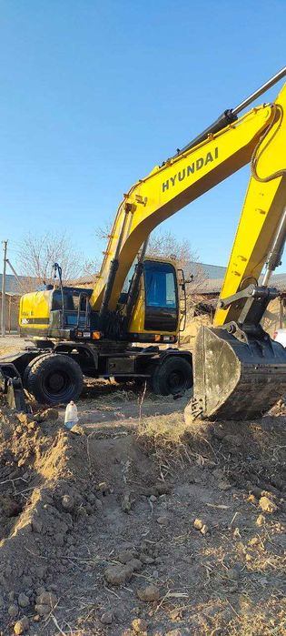 Экскаватор Hyundai 2000w-7
