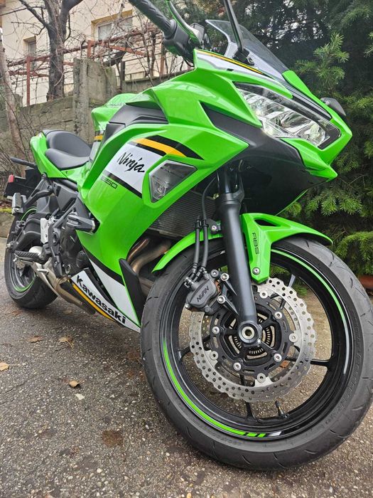 Kawasaki Ninja 2025
