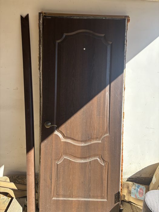 Продам дверь межкомнатную