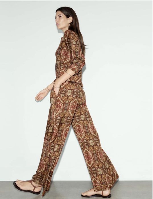 Costum colectia Shienna  Miller M&S