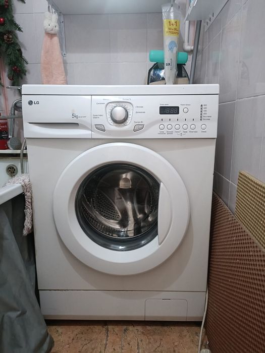 Продам стиральную машину