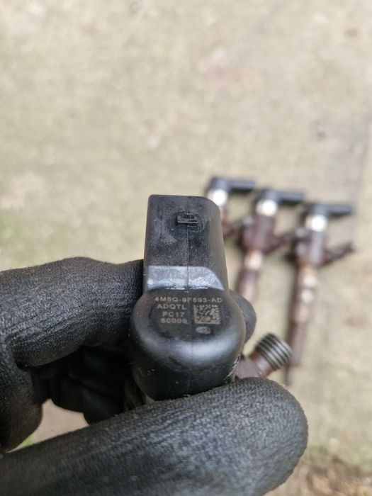 Vand injectoare pentru FORD FOCUS C-Max  1.8 TDCI