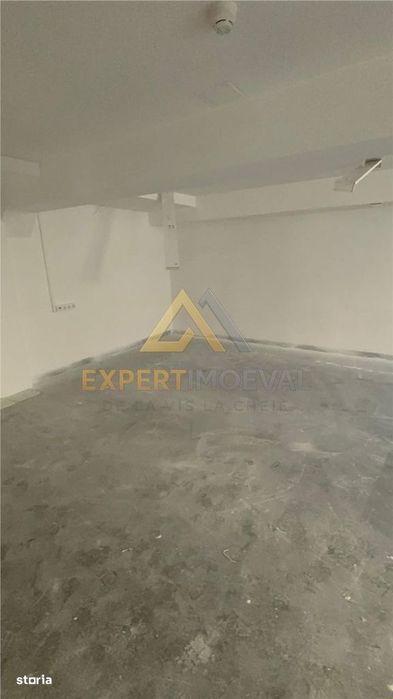 Spatiu comercial parter 141.75 mp utili Aleea Olteniei