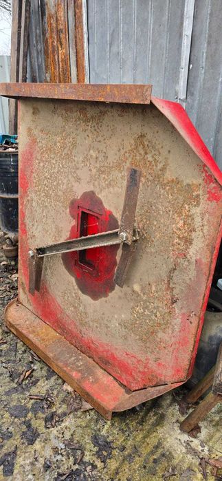 Pluguri, bilon, cositoare/tocatoare, motor pasquali 18 cai 4x4