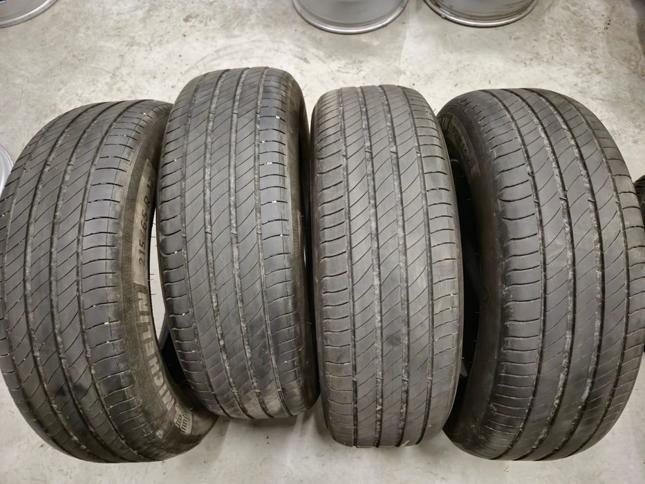 4 anvelope vara Michelin 215 65 17