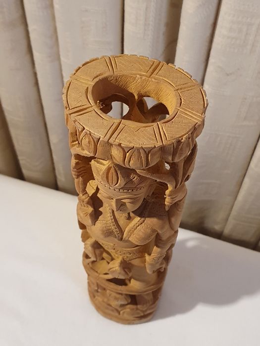 Vând statuieta India