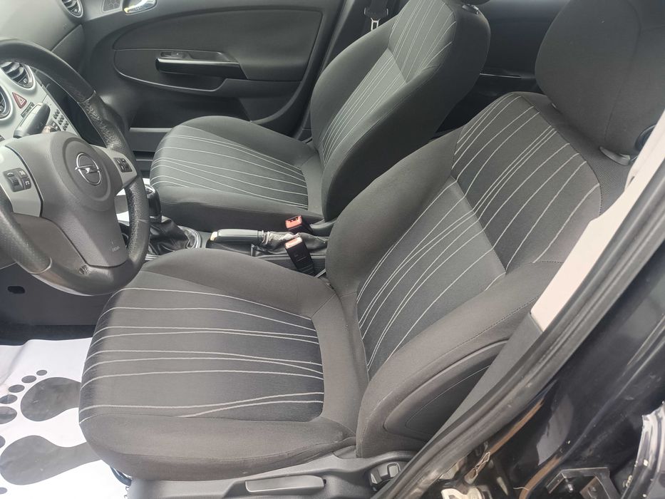 Опел Корса Д / Opel Corsa D - на части