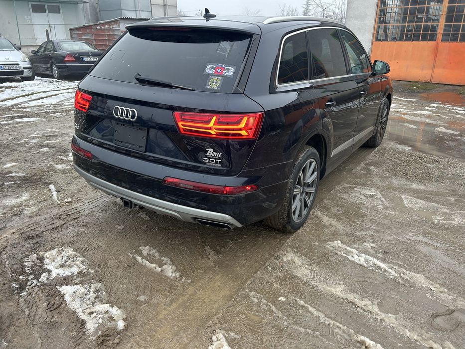 Audi  Q7    4m  333 k/c 2018  на части   или цял