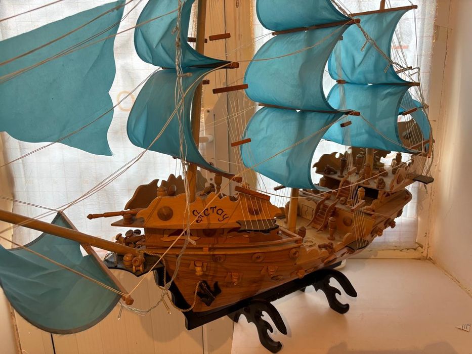 Корабль ручной работы