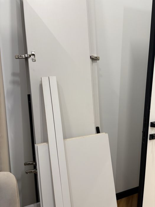 Мебель Шкаф до потолка с регулировкой высоты