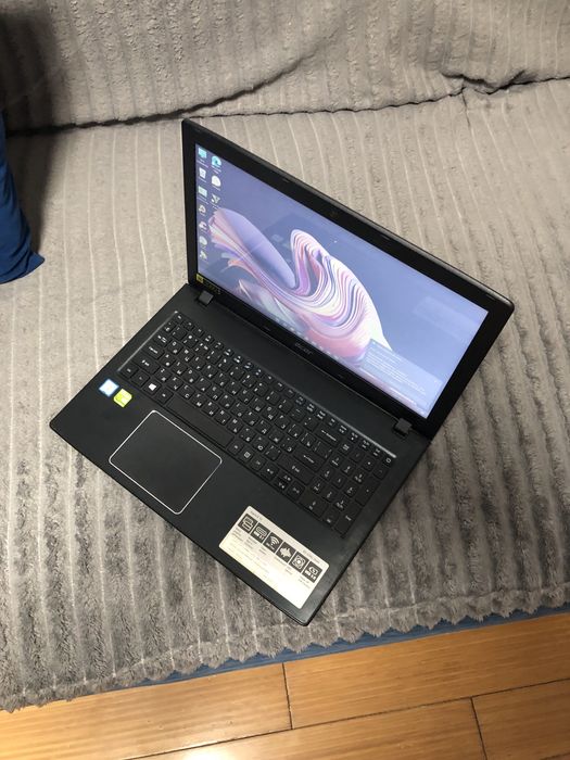 ASER windows 11 озу 12гб SSD 240гб M2 HDD 700гб intel i3-7поколение