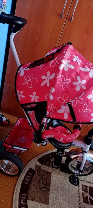 Велосипед трёхколёсный