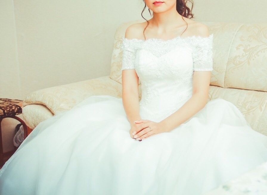 Свадебное платье